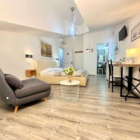 Il Borghetto Guest House 치비타베키아 외부 사진